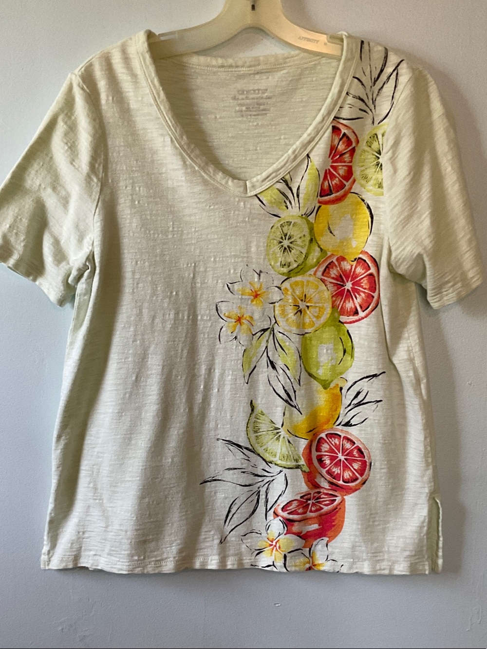 Chico's Cream V-Neck Tee with Citrus Fruit Print